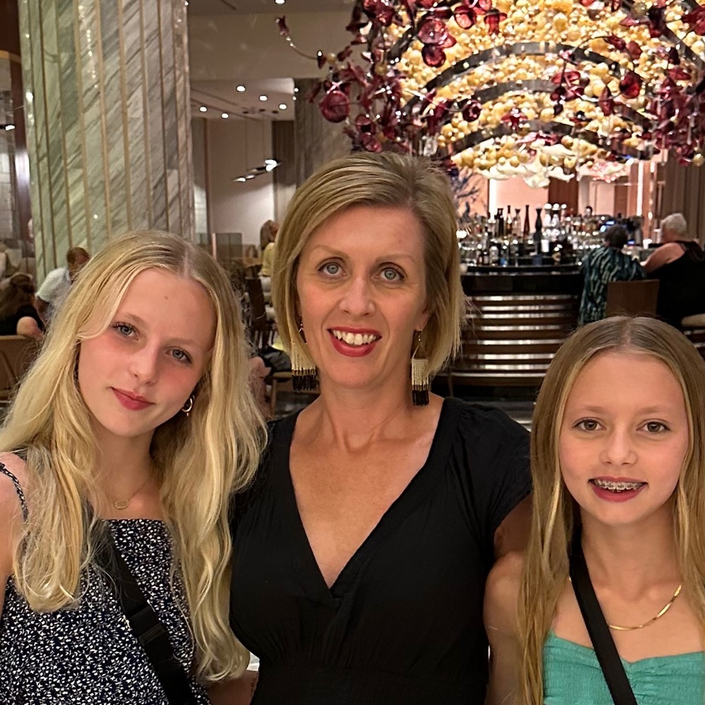 Meet your Posher, Angie